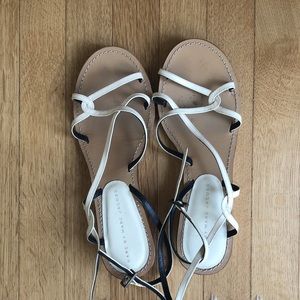 marc by marc jacobs white/black patent leather straps sandals 37.5